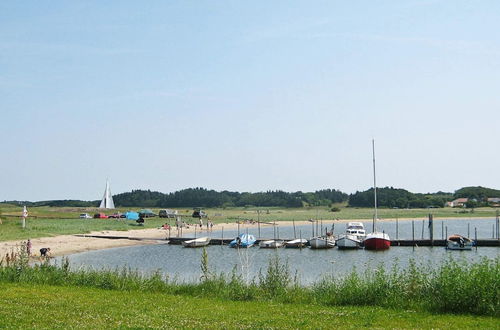 Photo 13 - Spacious Holiday Home in Højslev near Sea