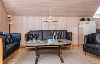 Foto 2 - Cozy Holiday Home in Harboøre near North Sea & Beach