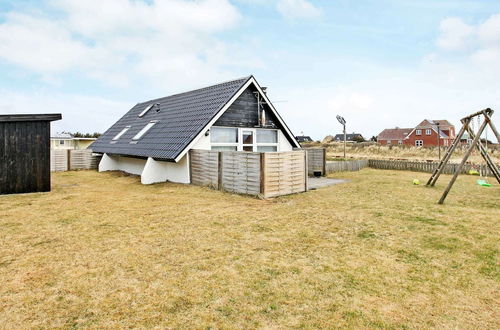 Photo 13 - Cozy Holiday Home in Harboøre near North Sea & Beach