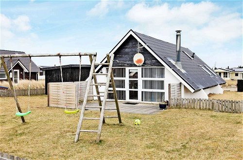 Foto 6 - Cozy Holiday Home in Harboøre near North Sea & Beach