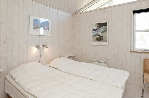 Photo 6 - 9 Person Holiday Home in Hjorring