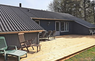 Photo 3 - 6 Person Holiday Home in Blavand