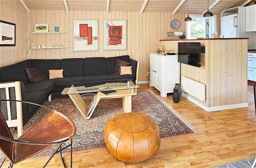 Photo 8 - 6 Person Holiday Home in Vestervig