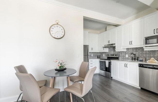 Rideau King 1Br Apartment Free Parking - Photo 32