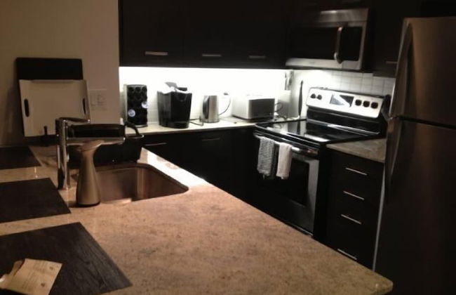 Square One Luxury Furnished Suite - Foto 5