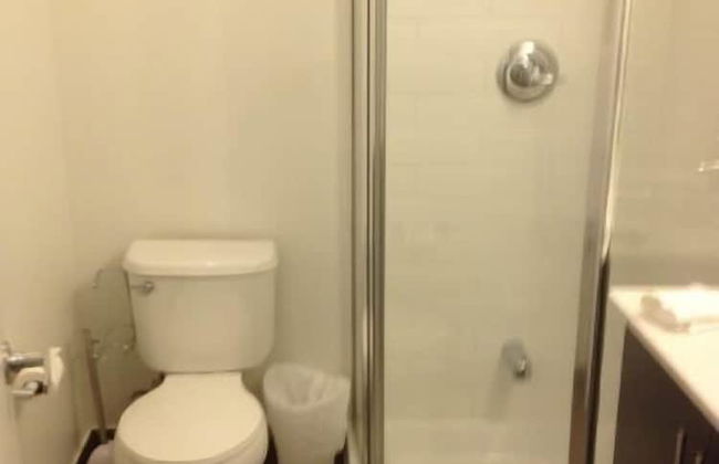 Square One Luxury Furnished Suite - Foto 9