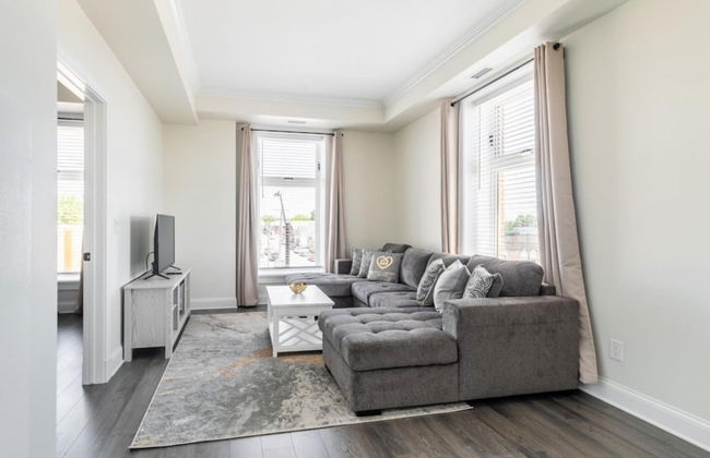 Luxury Rideau Apartments 2bdp6nobalcony1queen2twin - Photo 14