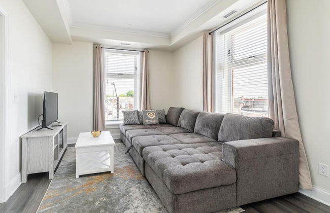 Luxury Rideau Apartments 2bdp6nobalcony1queen2twin - Photo 30