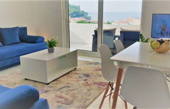Beautiful Sea View Apartment - Photo 9
