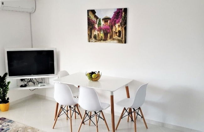 Beautiful Sea View Apartment - Photo 4
