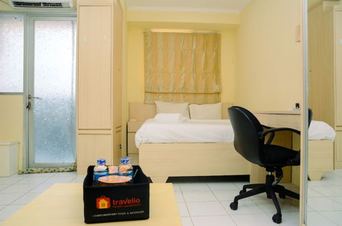 Photo 8 - Chic and Cozy Studio Apartment at Menteng Square