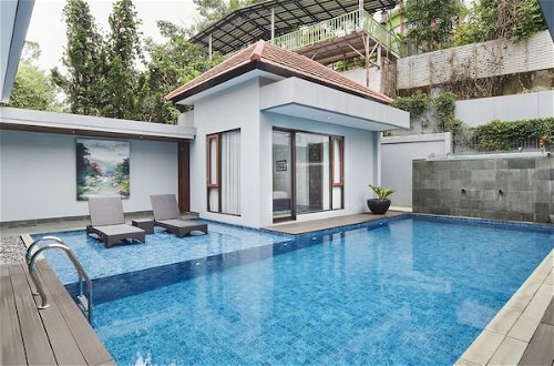 Photo 10 - Kencana Villa 7 Bedrooms with a Private Pool
