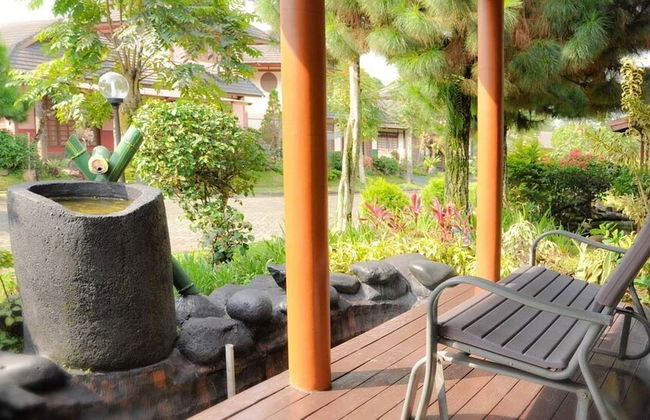 Villa Kota Bunga Ade - Foto 56