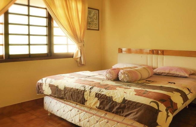 Villa Kota Bunga Ade - Foto 17