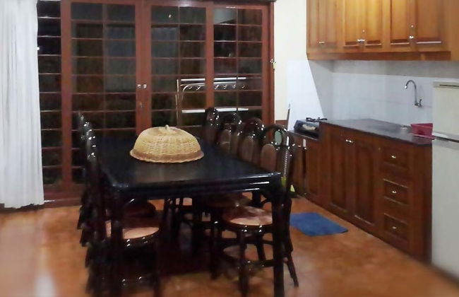 Villa Kota Bunga Ade - Foto 21
