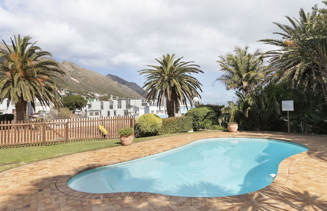 Van Riebeeck 12 - Photo 16