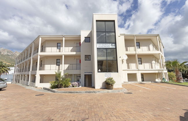 Van Riebeeck 12 - Photo 19