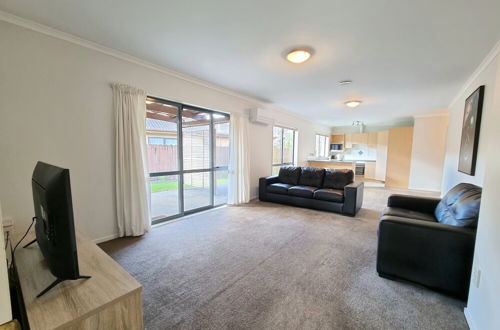 Photo 21 - Beautiful 3BR House - WiFi - Car park