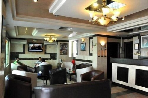Photo 5 - Golden Palace Hotel Apartments