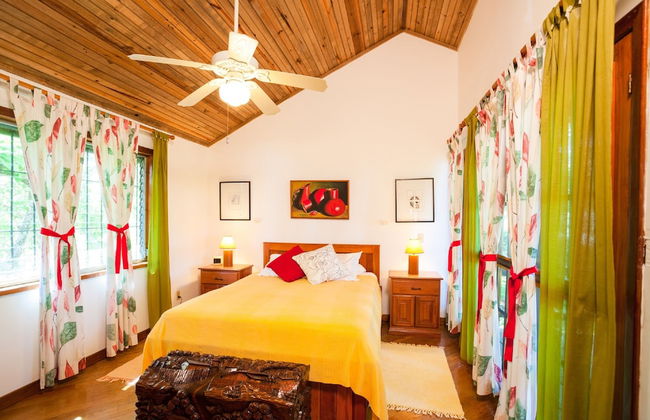 Parie House - Photo 2