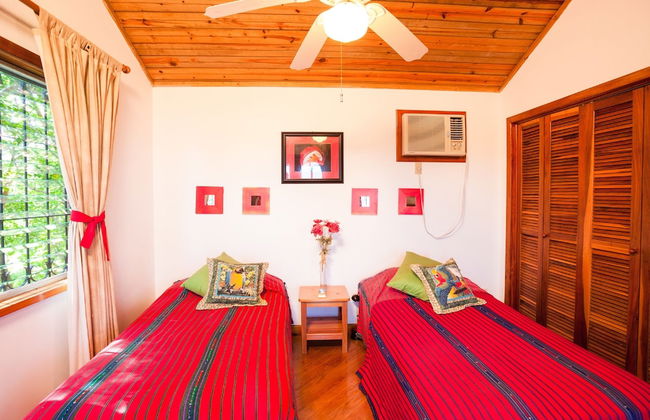 Parie House - Photo 3