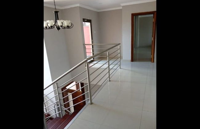 4 Bedrooms Exclusive Apartment in Jesmondin - Foto 15
