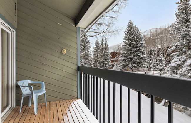 Riverside Condos A102 by Avantstay Condo Close To Downtown, Town Park & Ski Lift #8 - Foto 20