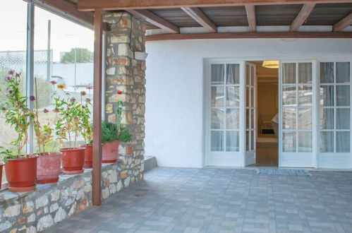 Photo 30 - Villa for 6 Guests With Private Pool! In Agia Irini - Walking Distance to Beach