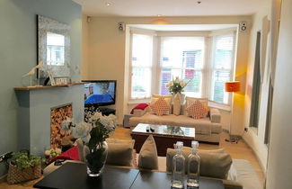 Foto 1 - A Large, Beautifully Styled Home in Brighton Sleeps12