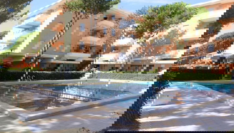 Foto 1 - Quiet Residence With Pool