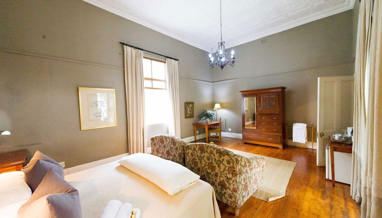 Foto 1 - Lovely Spacious Room With Breakfast on one of our top Picks in Pretoria