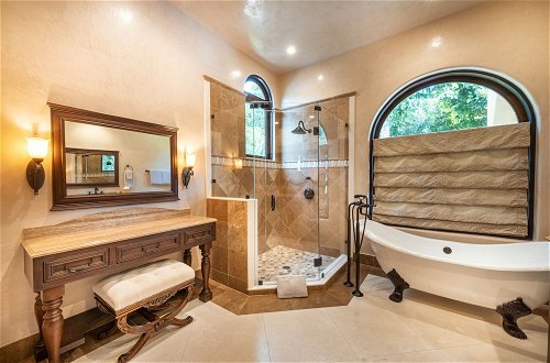 Photo 15 - Room in Villa - Villa Firenze, Costa Rica All Inclusive Luxury