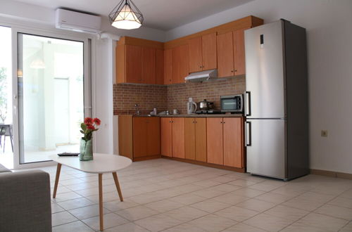 Photo 1 - kalamaki Plaza Apartments 'asteri'