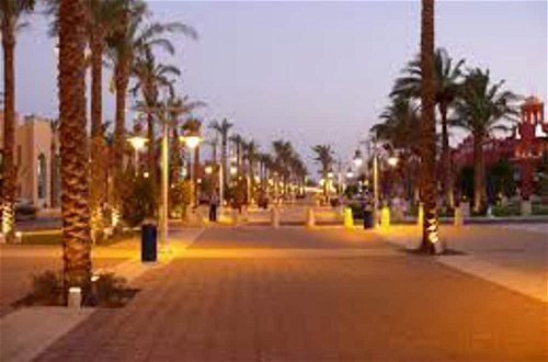 Photo 33 - Beautiful 2bed Appt in Hurghada, Short & Long Term