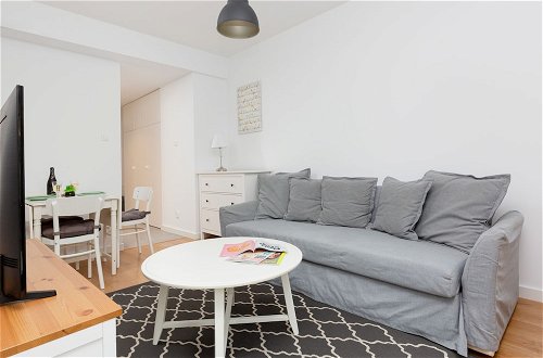 Photo 4 - Apartments Westfield Arkadia by Renters