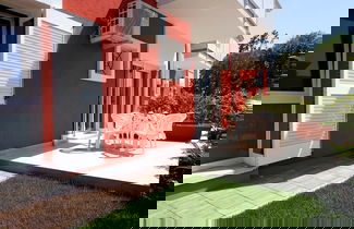 Foto 1 - Apartment With Private Garden