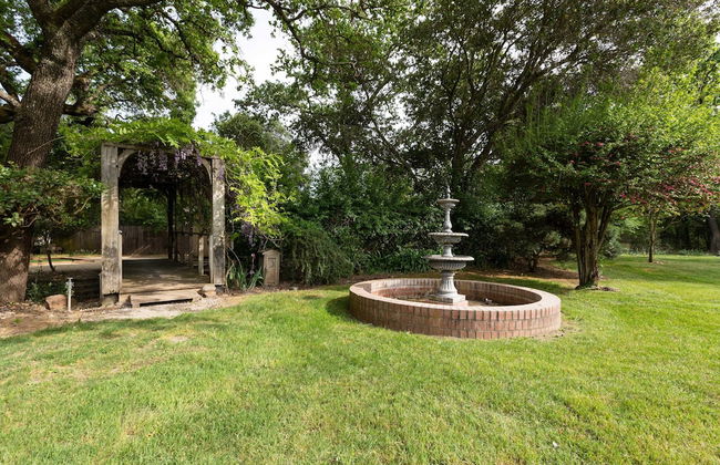 Wildflower by Avantstay Gorgeous Wine Country Home w/ Pool, Bocce Ball Court & Huge Yard! - Foto 24