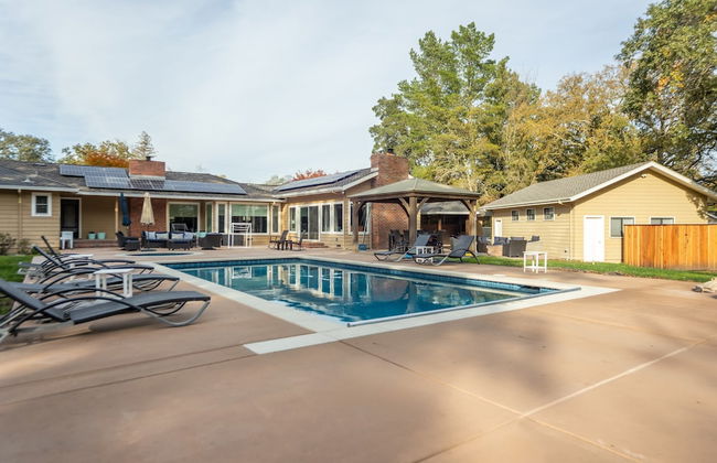 Wildflower by Avantstay Gorgeous Wine Country Home w/ Pool, Bocce Ball Court & Huge Yard! - Foto 11
