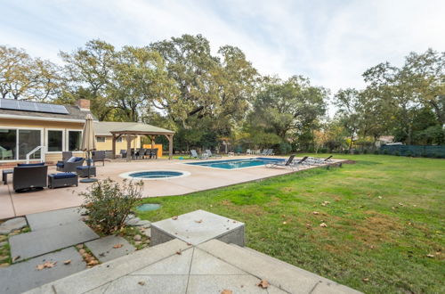 Photo 30 - Wildflower by Avantstay Gorgeous Wine Country Home w/ Pool, Bocce Ball Court & Huge Yard