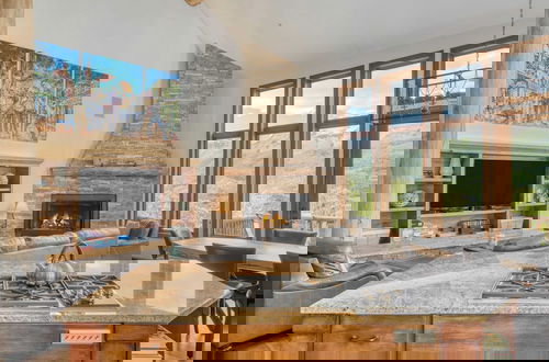 Foto 8 - Crystal Chalet 12 by Avantstay Close to Town w/ Views of San Sofia Ridge