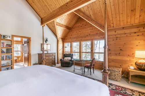 Photo 17 - Wapiti Mountain Escape by Avantstay Commanding Views Incredible Home w/ Hot Tub