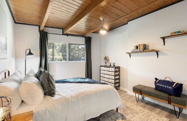 The Matterhorn Manor by Avantstay Harry Potter Inspired A-frame Home w/ Hot Tub & Views - Foto 1