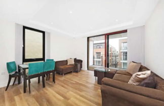 Photo 3 - Modern 1 Bedroom Apartment With Balcony in Earlsfield