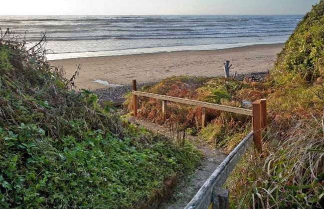 Arch Cape Escape by Avantstay Sensational Clift Top Home w/ Pacific Ocean Views - Foto 30