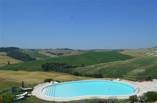 Foto 1 - Holiday Apartment With Swimming Pool, Strade Bianche, Swimming Pool, View