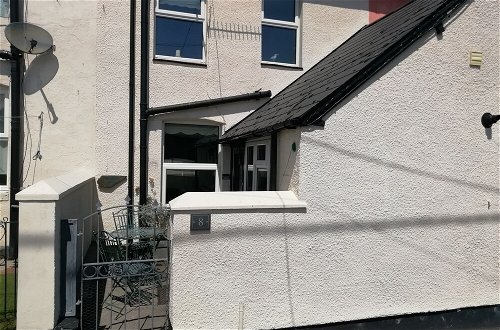 Photo 1 - Cosy, Spacious 2-bed Cottage in Watchet, Somerset