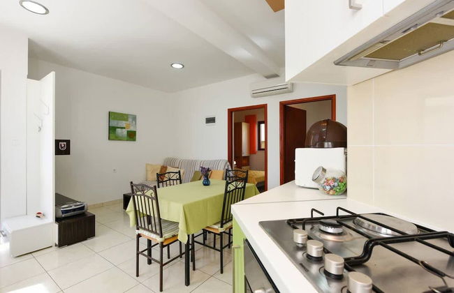 Modern Apartment Arena Near the Beach Jaz - Foto 14