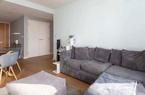 Photo 19 - Bright New 1 Bedroom Flat in Elephant and Castle