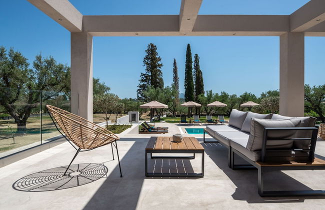Delight Luxury Villa - Photo 14