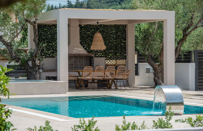 Delight Luxury Villa - Photo 69